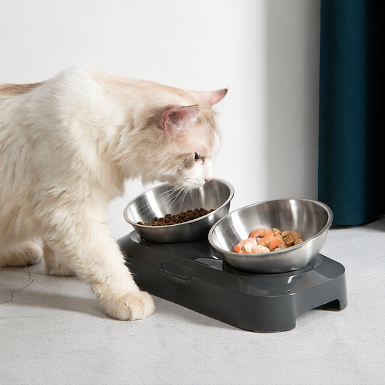 Ergonomic Dining Bowls